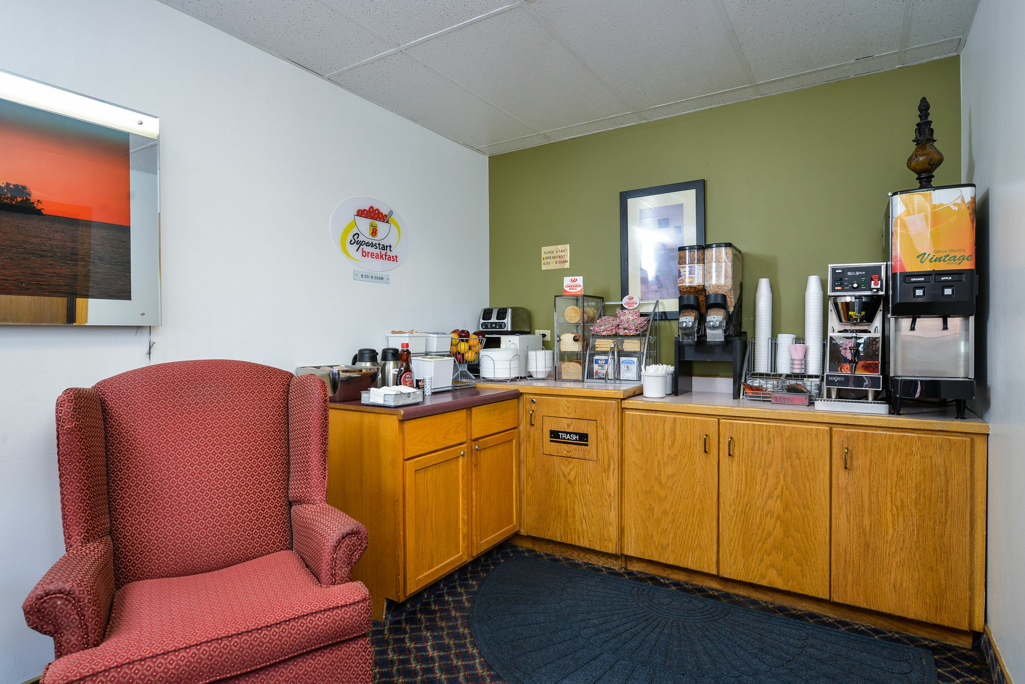 Отель Super 8 By Wyndham Minot Airport Экстерьер фото